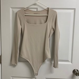 Abercrombie & Fitch long sleeve body suit